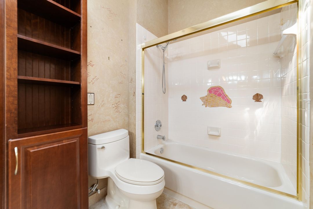 For Sale: $749,000 (3 beds, 2 baths, 2271 Square Feet)