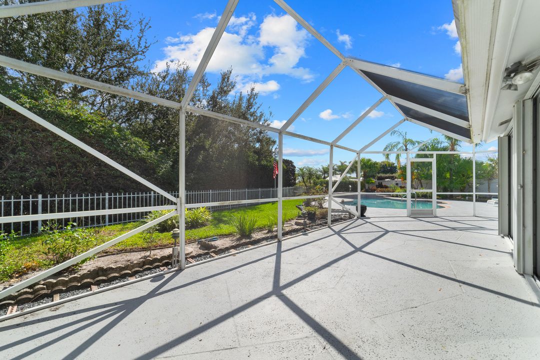 For Sale: $749,000 (3 beds, 2 baths, 2271 Square Feet)