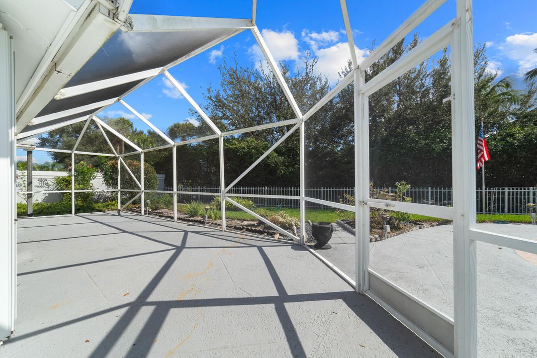 For Sale: $749,000 (3 beds, 2 baths, 2271 Square Feet)