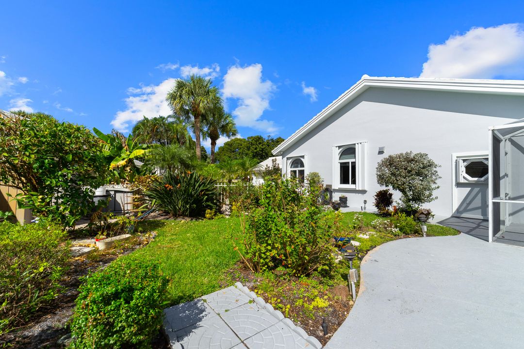 For Sale: $749,000 (3 beds, 2 baths, 2271 Square Feet)