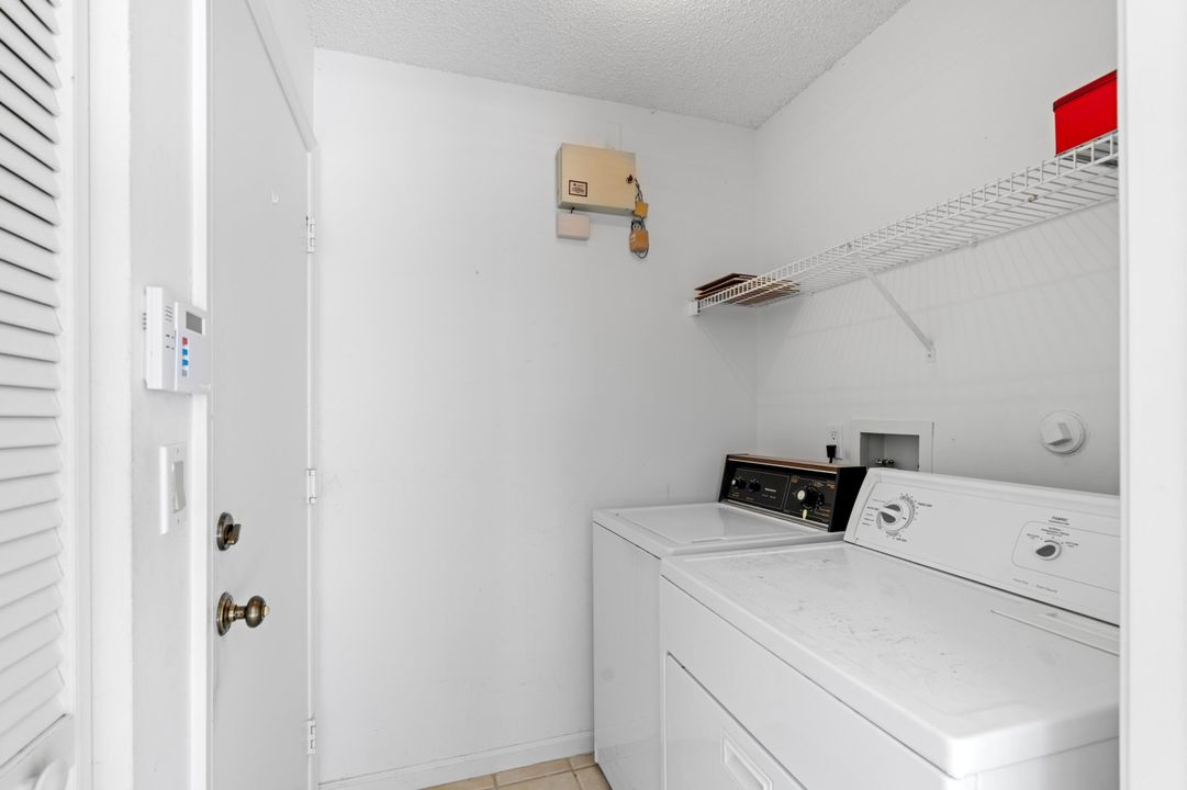 En Venta: $585,000 (2 camas, 2 baños, 1359 Pies cuadrados)