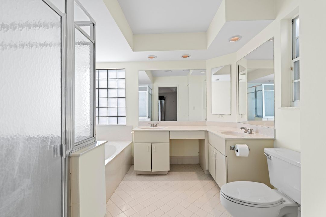 En Venta: $585,000 (2 camas, 2 baños, 1359 Pies cuadrados)