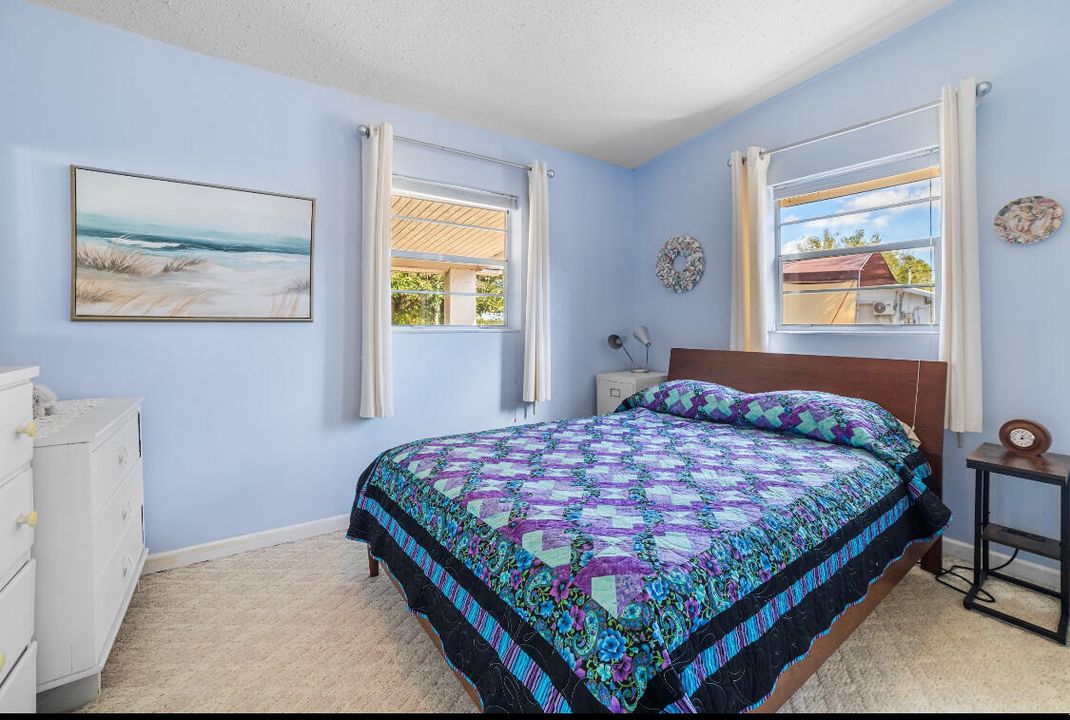 Active With Contract: $230,000 (2 beds, 2 baths, 1158 Square Feet)