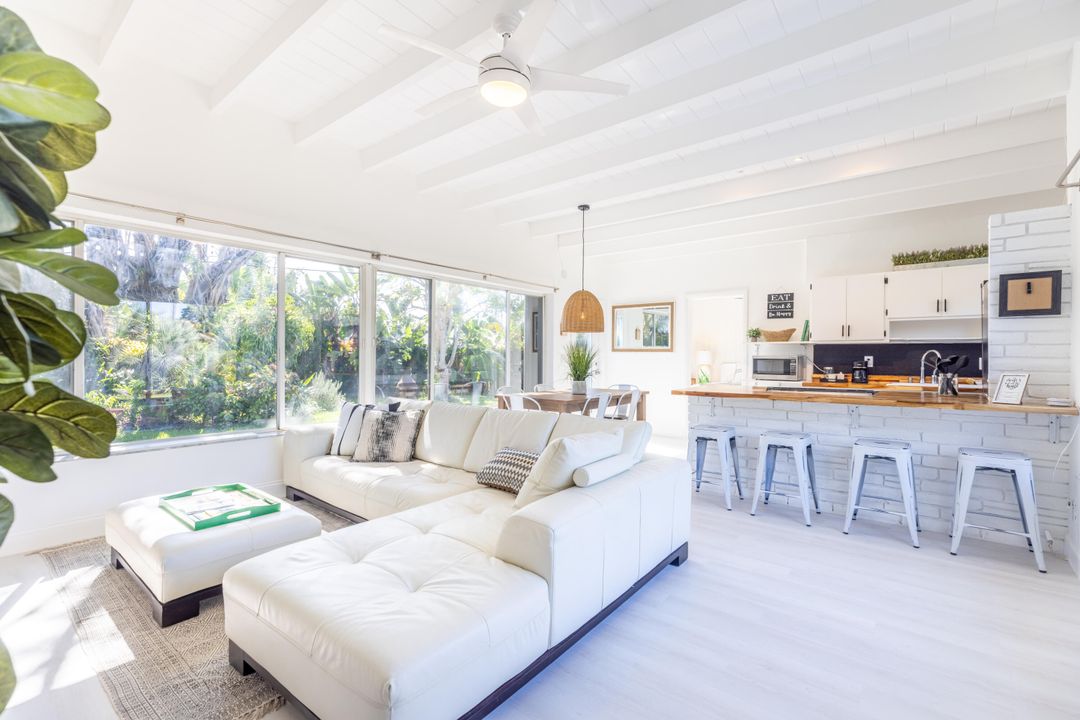 For Rent: $5,300 (3 beds, 2 baths, 1198 Square Feet)