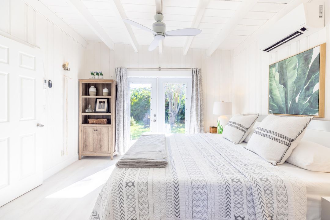 For Rent: $5,300 (3 beds, 2 baths, 1198 Square Feet)