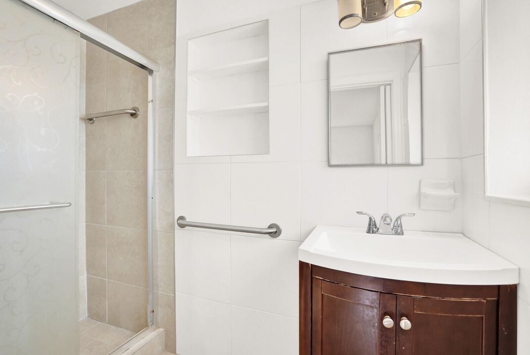 For Sale: $599,000 (4 beds, 2 baths, 1651 Square Feet)