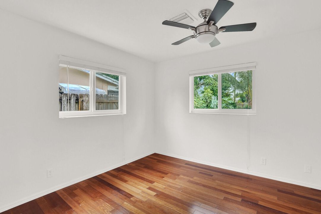 For Sale: $599,000 (4 beds, 2 baths, 1651 Square Feet)