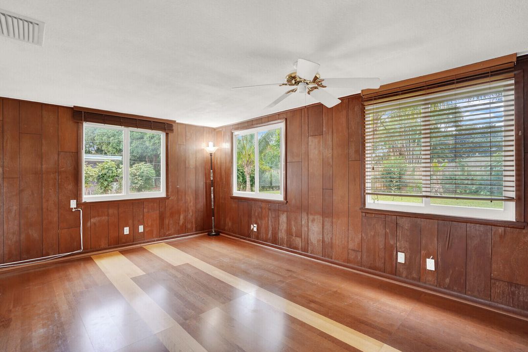 For Sale: $599,000 (4 beds, 2 baths, 1651 Square Feet)