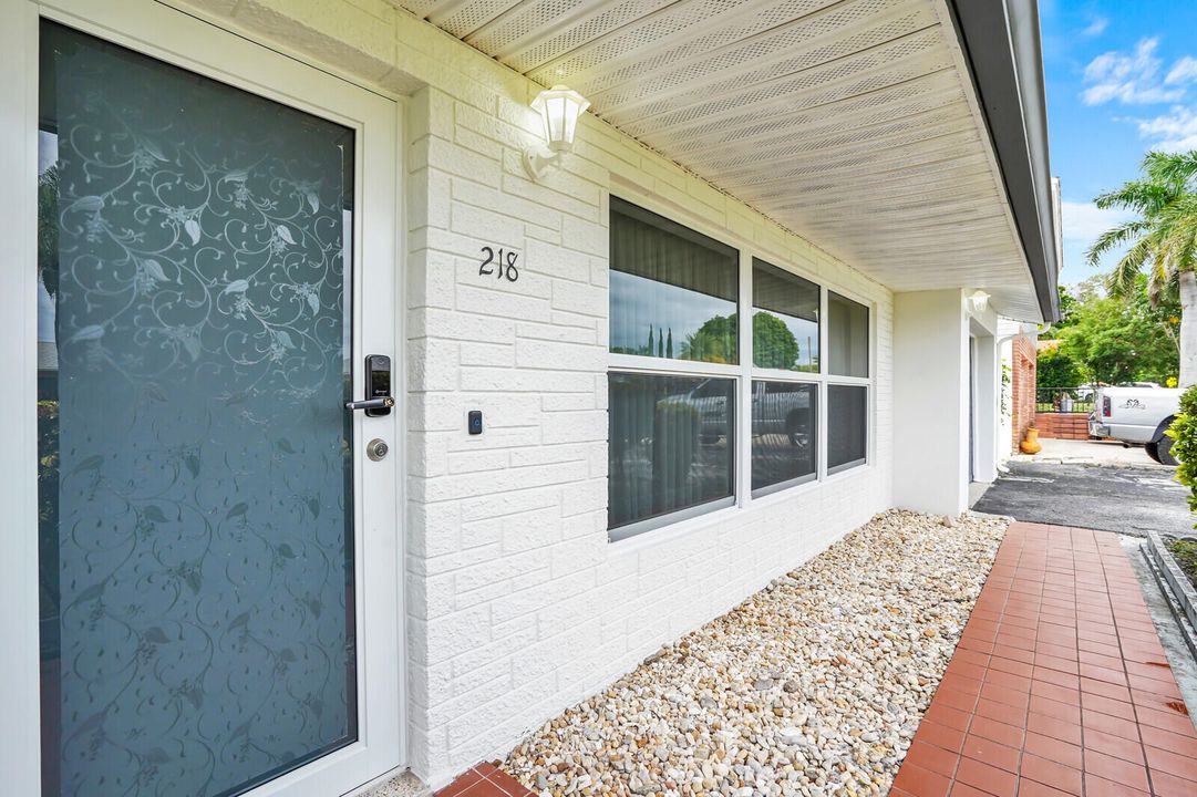 For Sale: $599,000 (4 beds, 2 baths, 1651 Square Feet)