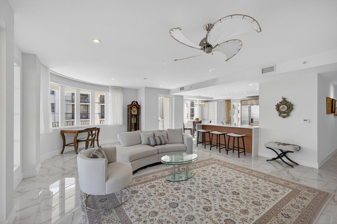 En Venta: $3,945,000 (3 camas, 3 baños, 3295 Pies cuadrados)