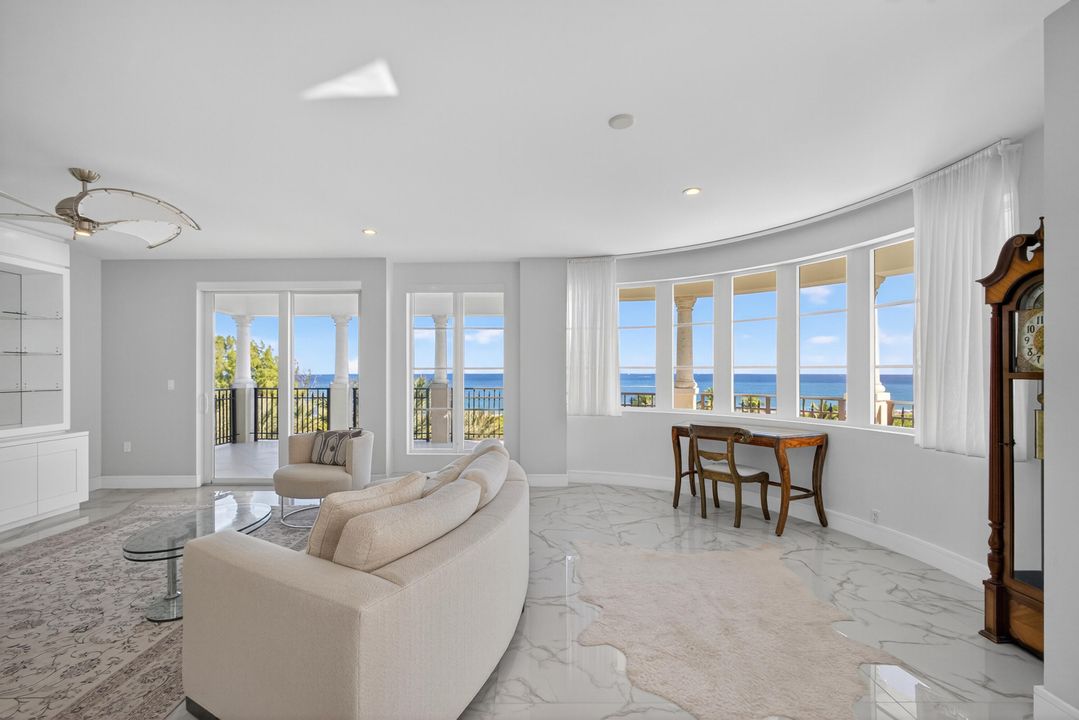 En Venta: $3,945,000 (3 camas, 3 baños, 3295 Pies cuadrados)