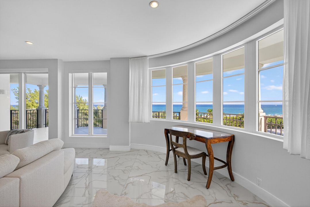 En Venta: $3,945,000 (3 camas, 3 baños, 3295 Pies cuadrados)