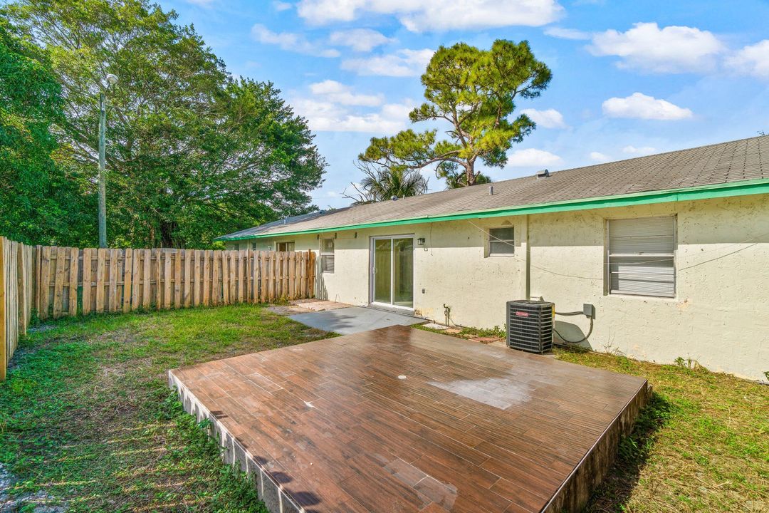 Activo con contrato: $2,200 (3 camas, 1 baños, 1050 Pies cuadrados)