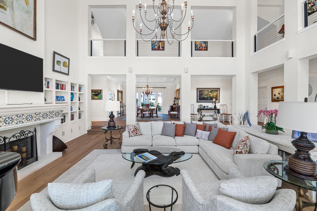 For Sale: $6,975,000 (6 beds, 6 baths, 7844 Square Feet)