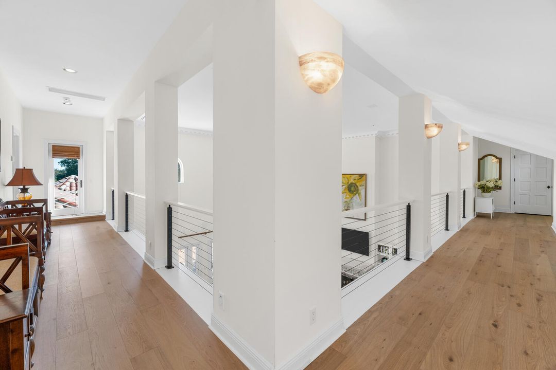 For Sale: $6,975,000 (6 beds, 6 baths, 7844 Square Feet)