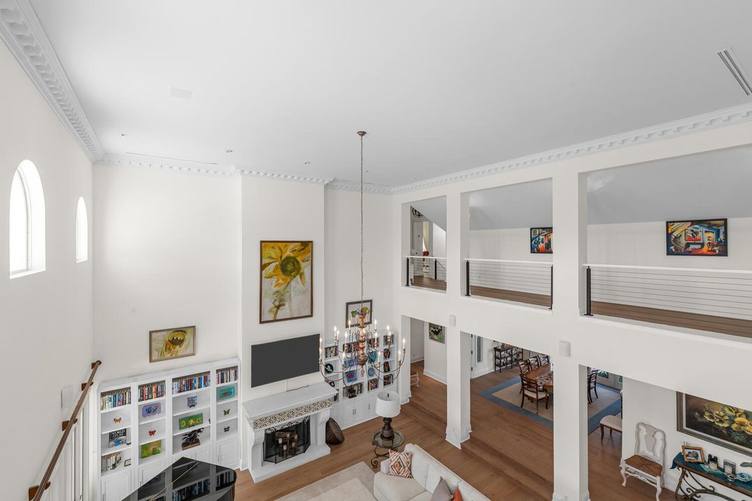 For Sale: $6,975,000 (6 beds, 6 baths, 7844 Square Feet)