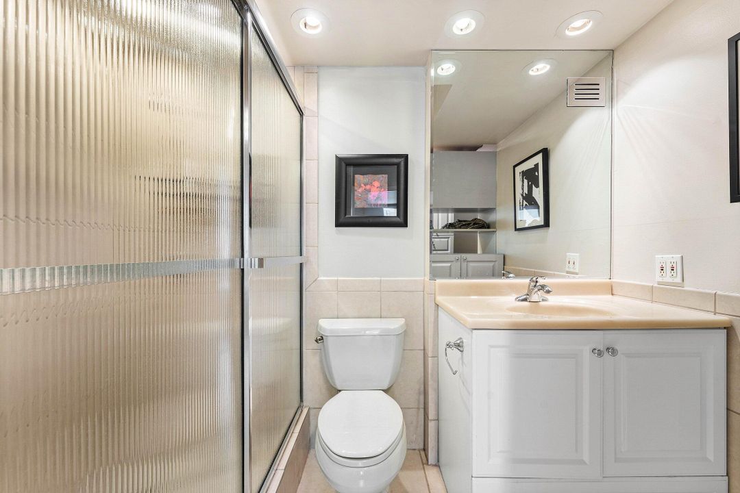 For Sale: $499,900 (1 beds, 1 baths, 1008 Square Feet)