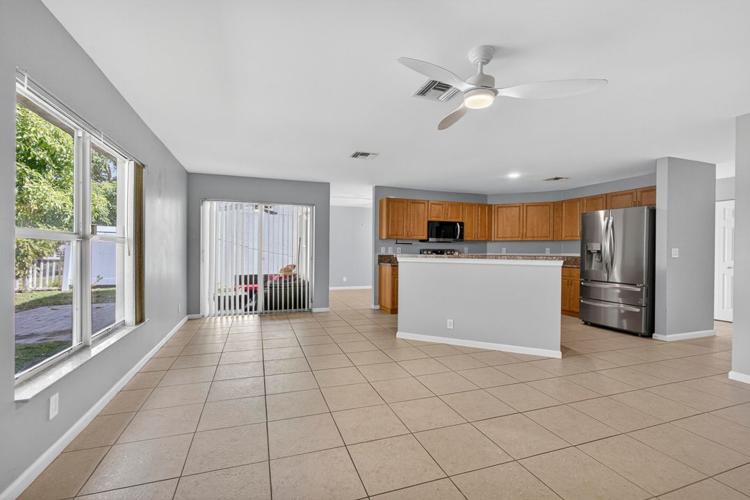 For Sale: $485,000 (3 beds, 2 baths, 2004 Square Feet)