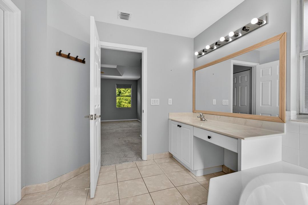 For Sale: $485,000 (3 beds, 2 baths, 2004 Square Feet)