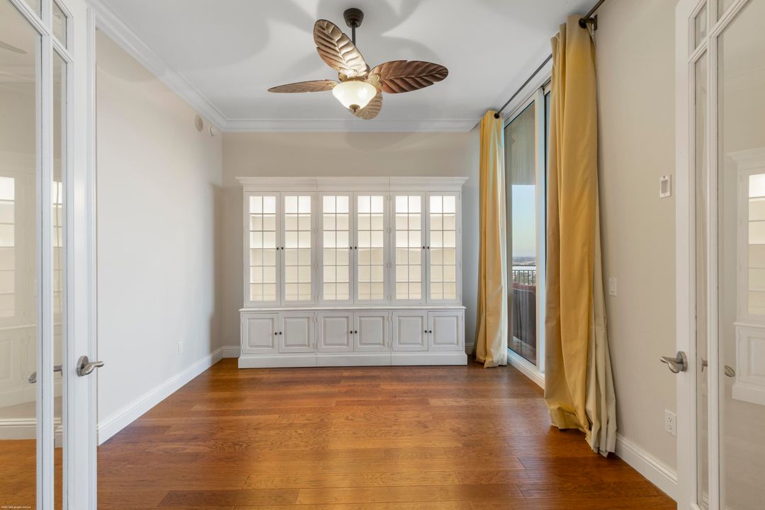 En Venta: $2,499,000 (3 camas, 3 baños, 2801 Pies cuadrados)