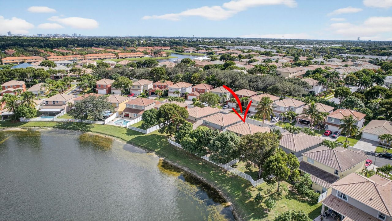 For Sale: $485,000 (3 beds, 2 baths, 2004 Square Feet)