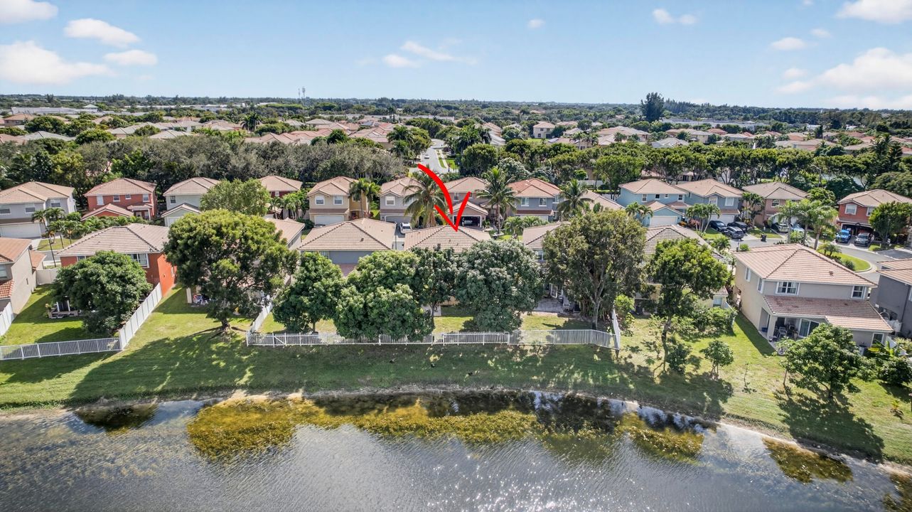 For Sale: $485,000 (3 beds, 2 baths, 2004 Square Feet)