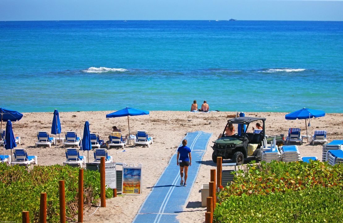 En Venta: $2,499,000 (3 camas, 3 baños, 2801 Pies cuadrados)