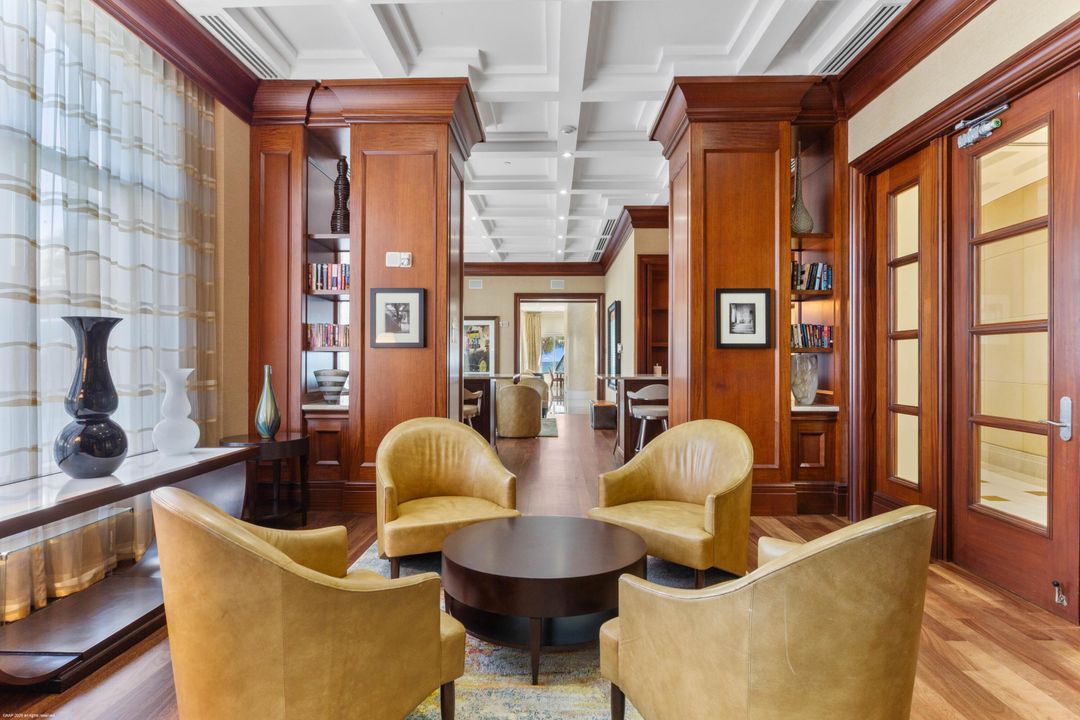 En Venta: $2,499,000 (3 camas, 3 baños, 2801 Pies cuadrados)