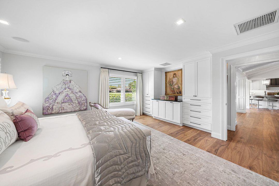 На продажу: $2,149,000 (3 спален, 2 ванн, 2374 Квадратных фут)