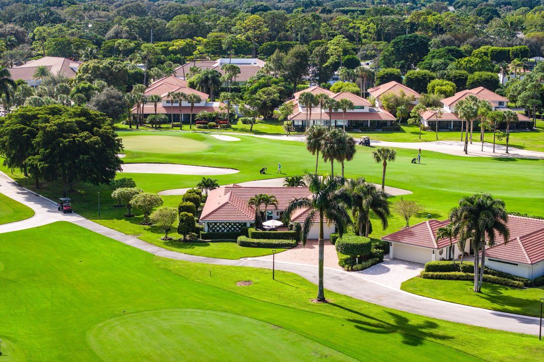 На продажу: $2,149,000 (3 спален, 2 ванн, 2374 Квадратных фут)