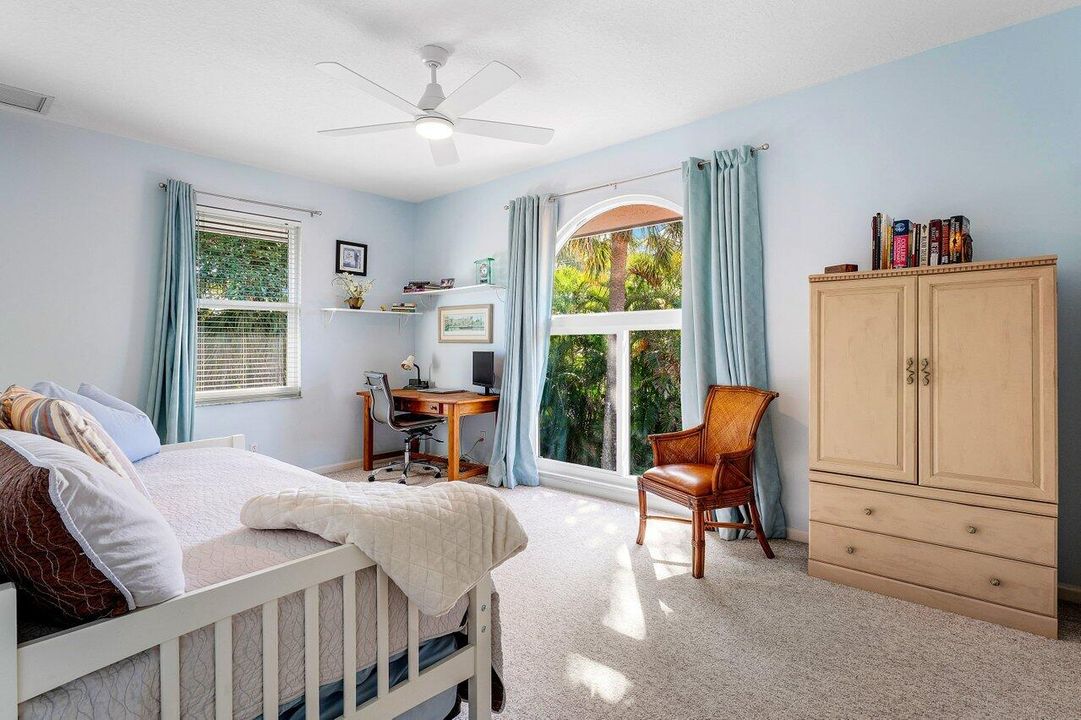 En Venta: $2,375,000 (3 camas, 3 baños, 2122 Pies cuadrados)