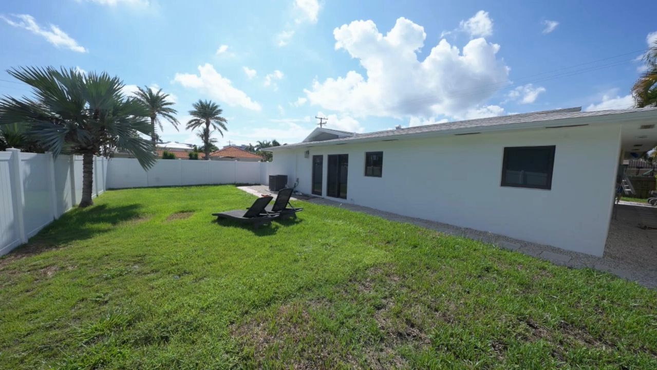 For Rent: $4,999 (2 beds, 2 baths, 1862 Square Feet)