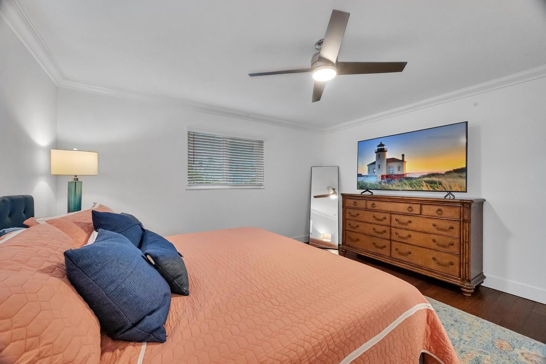 En Venta: $945,000 (3 camas, 2 baños, 1716 Pies cuadrados)