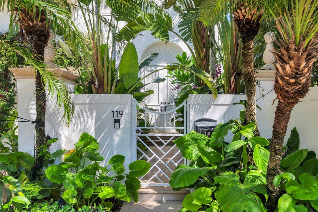 На продажу: $6,250,000 (4 спален, 4 ванн, 3957 Квадратных фут)