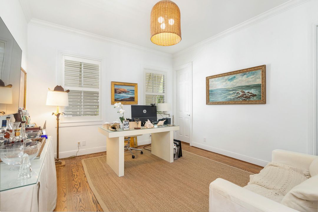 На продажу: $6,250,000 (4 спален, 4 ванн, 3957 Квадратных фут)