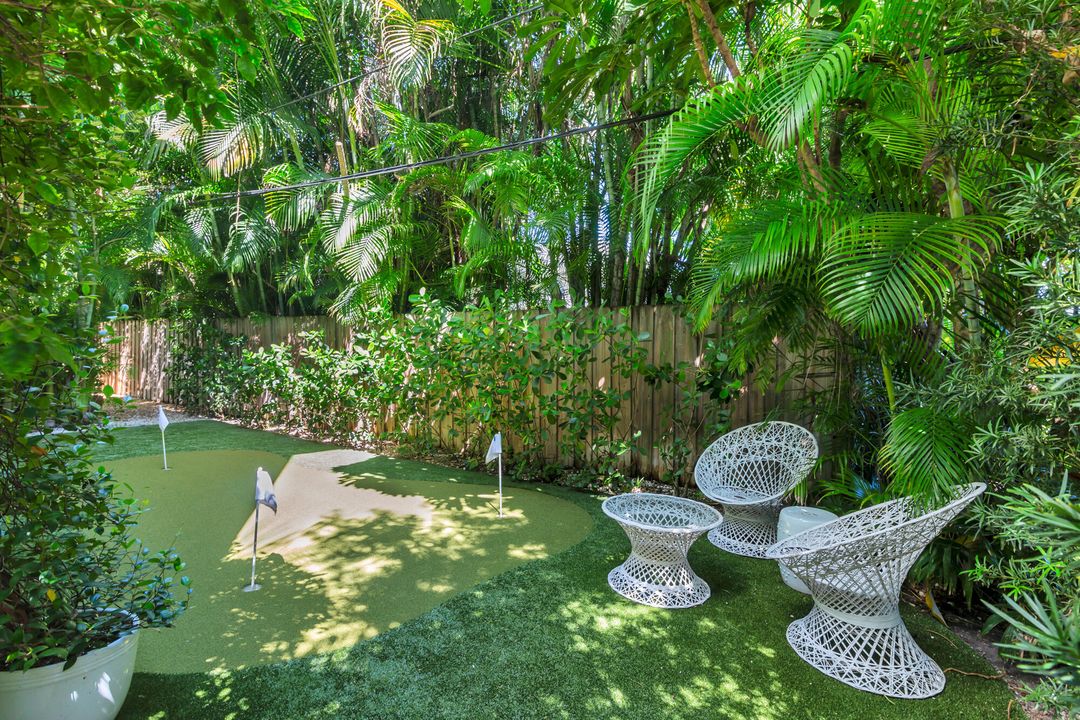 На продажу: $6,250,000 (4 спален, 4 ванн, 3957 Квадратных фут)