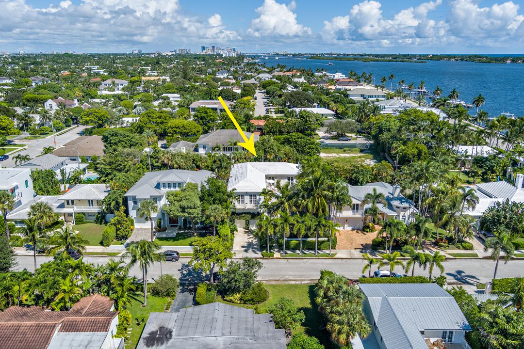 На продажу: $6,250,000 (4 спален, 4 ванн, 3957 Квадратных фут)