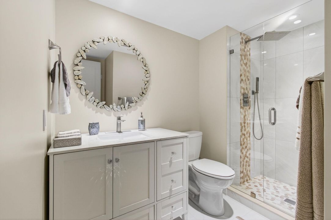 For Sale: $315,000 (2 beds, 2 baths, 1216 Square Feet)