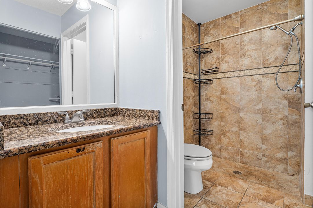 Под контрактом: $314,900 (2 спален, 2 ванн, 1131 Квадратных фут)