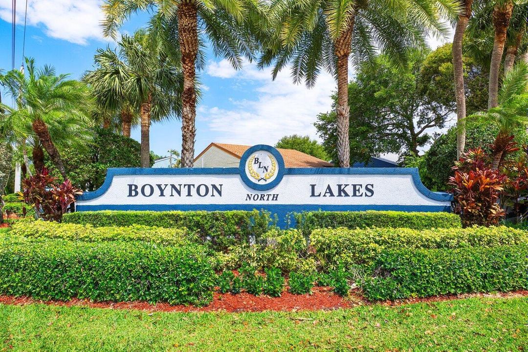 Под контрактом: $314,900 (2 спален, 2 ванн, 1131 Квадратных фут)