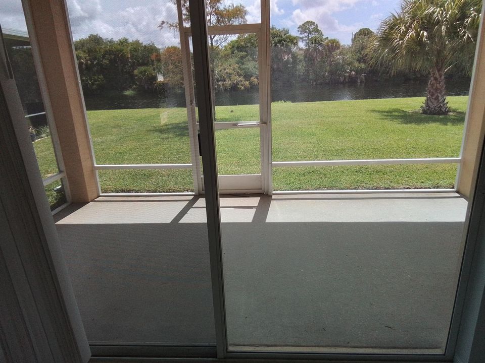 For Rent: $2,300 (3 beds, 2 baths, 1532 Square Feet)