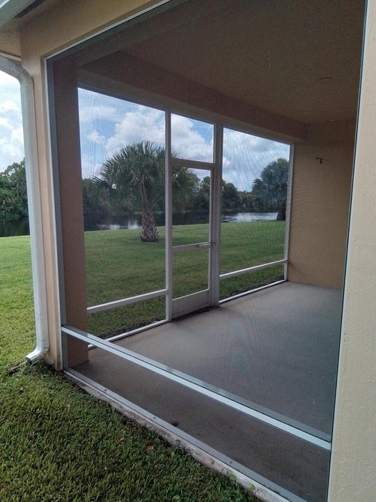 For Rent: $2,300 (3 beds, 2 baths, 1532 Square Feet)