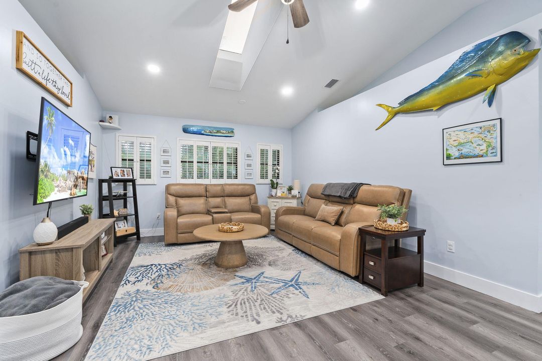 待售: $465,000 (3 贝兹, 2 浴室, 2146 平方英尺)