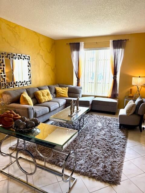 For Rent: $4,200 (4 beds, 2 baths, 2644 Square Feet)