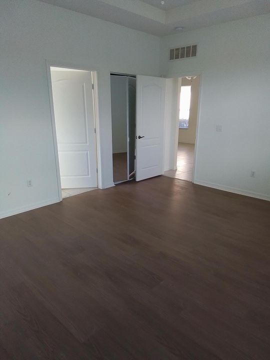 For Rent: $2,300 (3 beds, 2 baths, 1532 Square Feet)