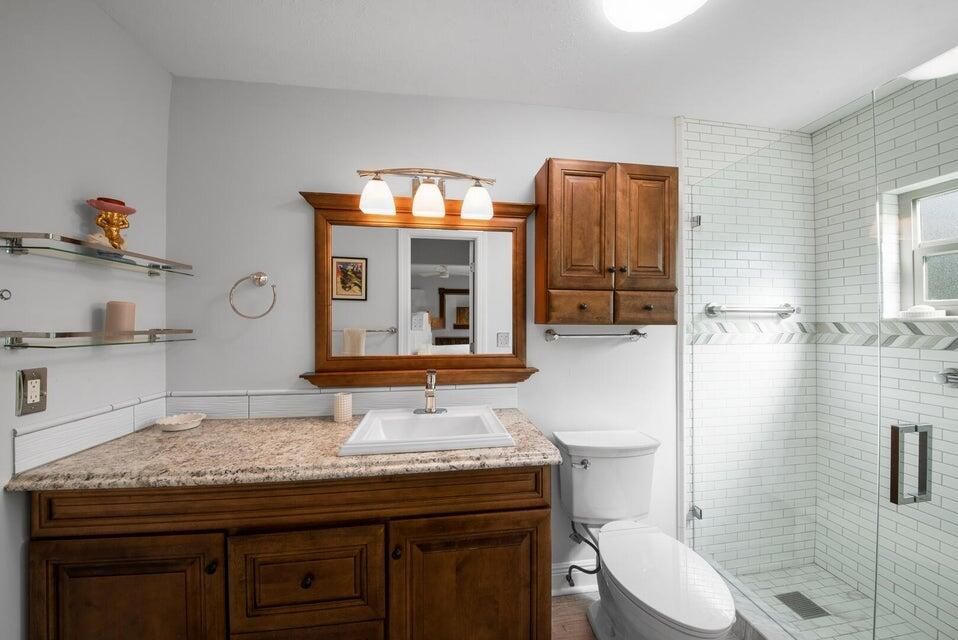 出租: $4,500 (2 贝兹, 2 浴室, 1344 平方英尺)