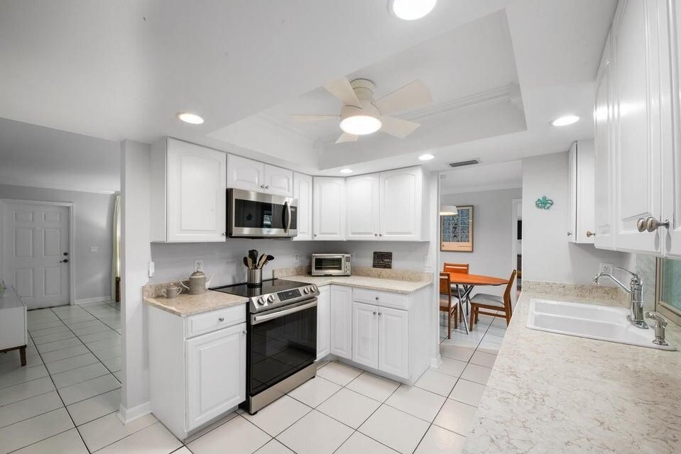 出租: $4,500 (2 贝兹, 2 浴室, 1344 平方英尺)