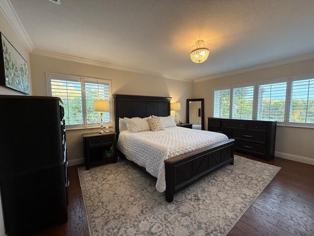 For Sale: $760,000 (4 beds, 3 baths, 2675 Square Feet)