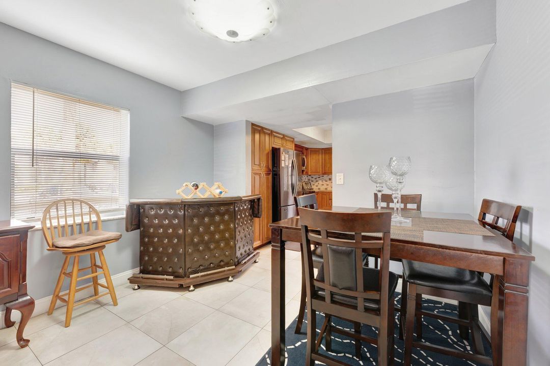 For Sale: $340,000 (3 beds, 2 baths, 1500 Square Feet)