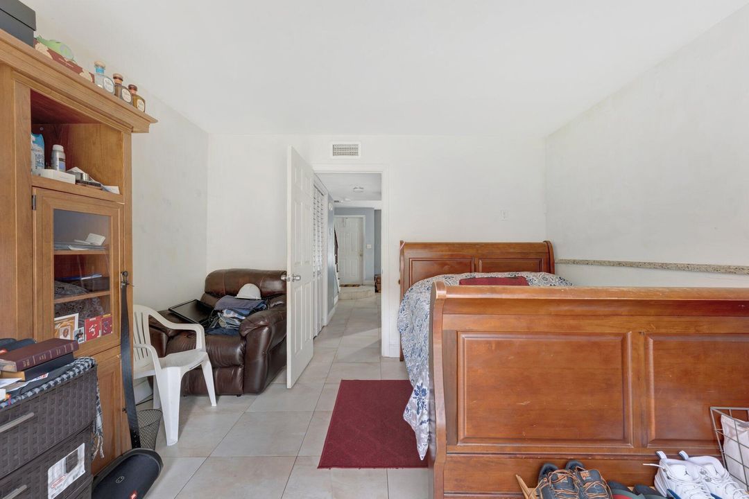 For Sale: $340,000 (3 beds, 2 baths, 1500 Square Feet)